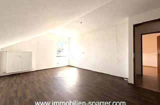 Wohnung kaufen in 92729 Weiherhammer, Gemütliche 4-Zimmer-Dachgeschosswohnung in Weiherhammer