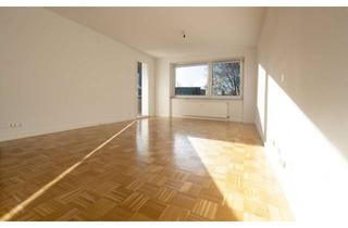 Wohnung kaufen in 21502 Geesthacht, Barrierefreies Wohnen in Bestlage – modernisierte 4-Zimmer-Wohnung mit Balkon ins Grüne