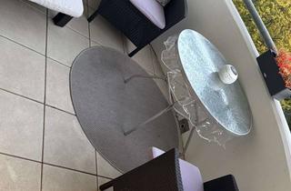 Wohnung kaufen in Hugo-Asbach-Straße 14c, 65385 Rüdesheim am Rhein, *** Tolle Lage *** 2-Zimmer-Whg. mit schönem *Ausblick* + TG-Stpl. super zentral ***