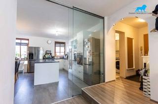 Wohnung kaufen in Hugo-Brunninger-Str., 82216 Maisach, Gepflegte und großzügig geschnittene Etagenwohnung für Kapitalanleger oder zur Eigennutzung