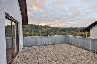 Wohnung mieten in Ofenbergstraße, 69509 Mörlenbach, Helle 3-Zimmer Dachgeschosswohnung mit 30qm Dachterasse in Mörlenbach