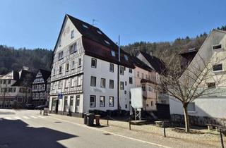 Wohnung mieten in 75305 Neuenbürg, Schöne 4-Zimmer Wohnung; einziger Nachteil: viertes Obergeschoss - ohne Aufzug