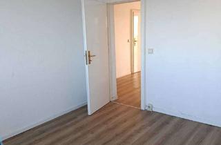 Wohnung mieten in Krondorfer Straße 95, 06766 Bitterfeld-Wolfen, 3 Raum-Wohnung, mit Balkon