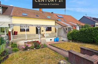 Wohnung mieten in 66299 Friedrichsthal, Charmante 3 ZKB, DG Wohnung inkl. Terrasse, Garten und eigenem Stellplatz in Friedrichsthal