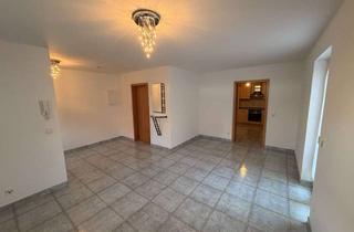 Wohnung mieten in 79415 Bad Bellingen, TRAUMHAFT SCHÖN & RUHIG WOHNEN! Moderne 2,5-Zi-Wohnung mit EBK, großer Terrasse und Pool im Sommer!