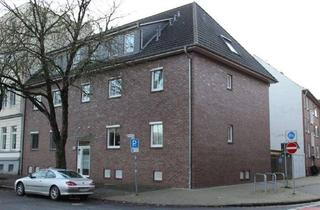 Wohnung mieten in 26382 Innenstadt, TT bietet an: Lichtdurchflutete 3,5-Zimmer-Mietwohnung mit Loggia am Kurpark!