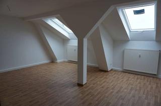 Wohnung mieten in 17489 Nördliche Mühlenvorstadt, WG-geeignet: 3-Zimmer-Dachgeschosswohnung in zentrumsnaher Lage Greifswalds