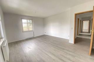 Wohnung mieten in Dorfstraße 35, 18513 Wendisch Baggendorf, Großzügige 4 Zimmer-Wohnung im ehemaligen Gutshaus