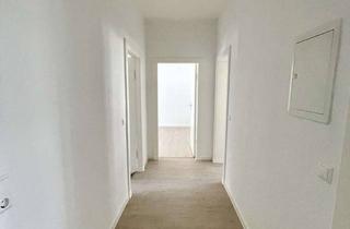 Wohnung mieten in Feldstraße 48, 06749 Bitterfeld-Wolfen, Gut geschnittene, barrierearme 3-Raum-Wohnung mit Balkon im Bitterfelder Dichterviertel