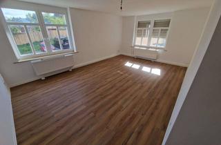 Wohnung mieten in Kaiserstraße 37, 08209 Auerbach, Sanierte 5 RW in Auerbach + Badewanne + Dusche