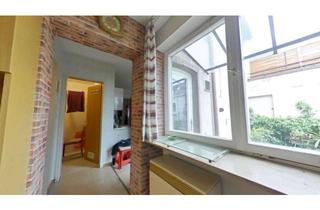 WG-Zimmer mieten in Wilhelmstraße, 70374 Bad Cannstatt, Mädels-WG, super günstig, super gemütlich, eigener Gartenteil