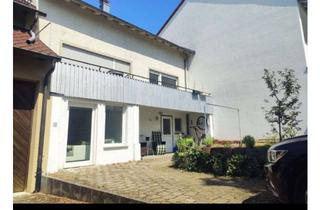 WG-Zimmer mieten in 72800 Eningen, *ab 01.01.26* Helles Zimmer 25 m² mit Balkon in Reutlingen-Eningen*