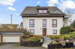 Haus kaufen in 57319 Bad Berleburg, Gepflegtes und großzügiges Zweifamilienhaus in ruhiger Lage von 57319 Bad Berleburg