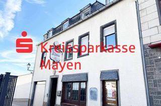 Haus kaufen in 56727 Mayen, 2-Familienhaus mit Gewerbefläche und Garage in der Innenstadt von Mayen