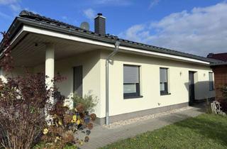 Haus kaufen in 16816 Neuruppin, Modernes, neuwertiges Doppelhaus mit Garten und Carport in Neuruppin