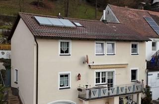 Einfamilienhaus kaufen in 93176 Beratzhausen, Gut geschnittenes Einfamilienhaus mit einer Garage und schönem Ausblick in Beratzhausen