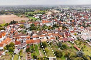 Einfamilienhaus kaufen in 68794 Oberhausen-Rheinhausen, Charmantes Einfamilienhaus mit 1.039 m² Grundstück – hier verwirklichen Sie Ihren Wohntraum!