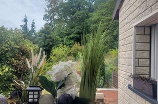 Haus kaufen in 66787 Wadgassen, Ein,-bis Zweifamilienhaus zu verkaufen( mit Wohnrecht)