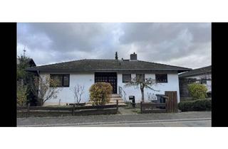 Einfamilienhaus kaufen in 55296 Gau-Bischofsheim, Freistehendes Einfamilienhaus mit parkähnlichem Garten in ruhiger Lage von Gau-Bischofsheim
