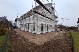 Haus mieten in 83533 Edling, Erstbezug gehobene DHH mit S-Bahn-Nähe, fußläufig zum Bahnhof, top Anbindung nach München