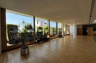 Büro zu mieten in 71332 Waiblingen, Markante Büroflächen auf drei Etagen in Waiblingen zu vermieten! – flexibel teilbar