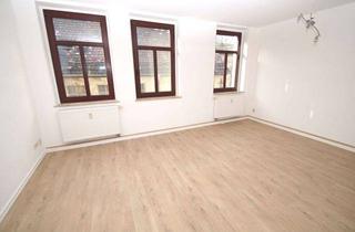 Wohnung mieten in Neue Sorge 45, 04600 Altenburg, 2-Zimmer-Wohnung mit BALKON, große Küche, Badewanne - frisch renoviert