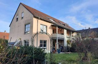 Wohnung kaufen in 93309 Kelheim, Helle 2-Zimmer-Dachgeschoßwohnung mit sonniger Dachterrasse