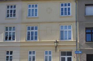 Wohnung mieten in 23966 Altstadt, Traumhafte 3-Zimmer-Dachgeschosswohnung mit Dachterrasse