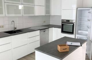 Wohnung mieten in Tivolistraße 105-107, 52349 Düren, Großzügige 3 Zimmer Wohnung mit Balkon und Einbauküche in der Nähe des Stadtparks - Düren