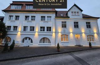 Haus kaufen in 53881 Euskirchen, Historisches Anwesen mit 9 Wohnungen, 7 Garagen, Halle & Nebengebäuden