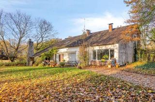 Villa kaufen in 51069 Dünnwald, Modernisierungsbedürftige Villa zur vielfältigen Nutzung in Köln-Dünnwald