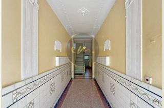 Mehrfamilienhaus kaufen in 13407 Berlin, Ruhige Lage, gute Vermietbarkeit, Wohnungen bereits umfangreich modernisiert, Dachgeschoss ausbaubar