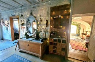 Bauernhaus kaufen in 90596 Schwanstetten, Historisches Unikat mit viel Charme - Ein Traum für Gartenliebhaber - Mit Liebe hergerichtet!