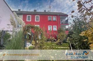 Einfamilienhaus kaufen in 66606 St. Wendel, Direkt einzugsbereit - Vielfältiges 1-2-Familienhaus mit Garagen & Garten in St. Wendel-Citynähe!