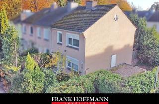 Haus kaufen in 22395 Hamburg, Reihenendhaus mit Garage in Hamburg-Sasel