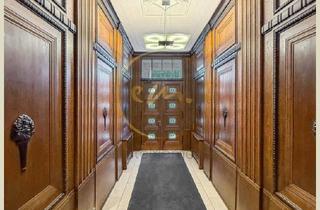 Haus kaufen in 10585 Berlin, Repräsentatives Wohn- und Geschäftshaus: Aufteilung oder anteilige Eigennutzung (ca. 850 m²)