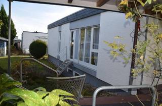 Einfamilienhaus kaufen in 71083 Herrenberg, Herrenberg - Bungalow , Einfamilienhaus , 124 qm + 30 qm Wintergarten