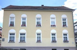 Mehrfamilienhaus kaufen in 34576 Homberg, Homberg (Efze) - Großes Mehrfamilienhaus mit Potenzial für 6 Wohneinheiten