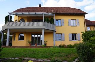 Einfamilienhaus kaufen in 92712 Pirk, Pirk - Einfamilienhaus mit Einliegerwohnung am Südhang mit Wärmepumpe