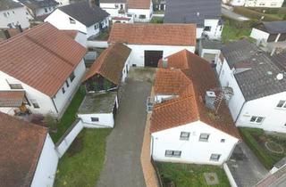 Haus kaufen in 85114 Buxheim, Buxheim - kleines Haus mit Scheune in Buxheim