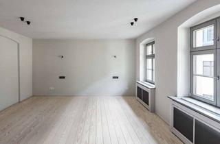 Wohnung kaufen in Mulackstraße 22, 10119 Mitte, Liebevoll restaurierte 2-Zimmer-Altbauwohnung mit separatem Gäste-WC in der Mulackstrasse