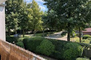 Wohnung kaufen in 41334 Nettetal, LOBBERICH / Eigentumswohnung mit überdachtem Balkon, Einbauküche und Garage