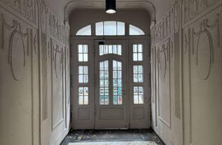 Wohnung kaufen in Sanderstraße, 12047 Neukölln, Bezugsfreie 2-Zi.-Apartment mit Südbalkon im 4. OG in Berlin-Neukölln