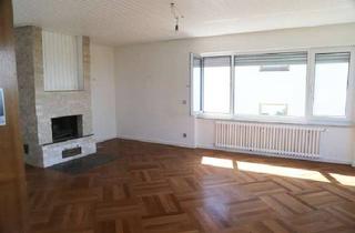 Wohnung mieten in 76356 Weingarten, Gepflegte 3-Zimmer Wohnung mit Balkon im 2. OG in Weingarten (Baden)