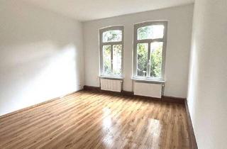 Wohnung mieten in 38364 Schöningen, Neu sanierte Altbau-Wohnung 4 Zimmer in Schöningen - 1 Obergeschoss