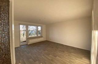 Wohnung mieten in Kurt-Schumacher-Ring, 25541 Brunsbüttel, MIETFREIE ZEIT IN BRUNSBÜTTEL Renovierte 2-Zimmer-Wohnung + Balkon OTTO STÖBEN GmbH