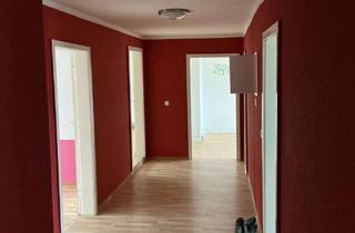 Wohnung mieten in Untere Marktstraße 18, 98646 Hildburghausen, Sie brauchen Platz-schöne und preisgünstige 5 Raum-Wohnung-im Herzen der Stadt