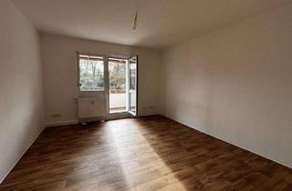 Wohnung mieten in Straße Der Freundschaft 30, 98544 Zella-Mehlis, Frisch sanierte 3 - Raum Wohnung in Zella-Mehlis !