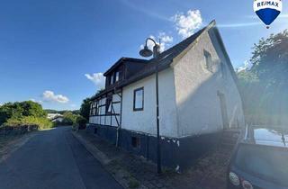 Haus kaufen in 33014 Bad Driburg, Zweifamilienhaus mit Potenzial, ideal für zwei Wohneinheiten!