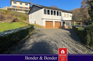 Einfamilienhaus kaufen in 51597 Morsbach, *RESERVIERT* Charmantes Einfamilienhaus mit großem Grundstück, Wintergarten und 2 Garagen!